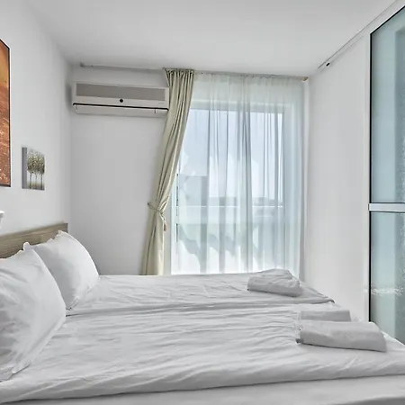 Apartman Cozy With Separated Sleeping Area Close To Sarafovo By Flat Mаnager *
